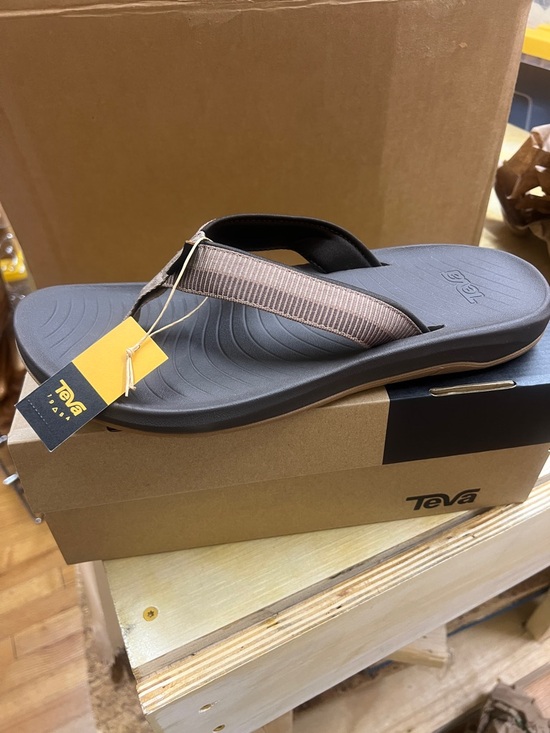 Teva Other - NWT Teva Men’s Hurricane Flip Flop- Gray Footbed w/ Brown/Tan Strap